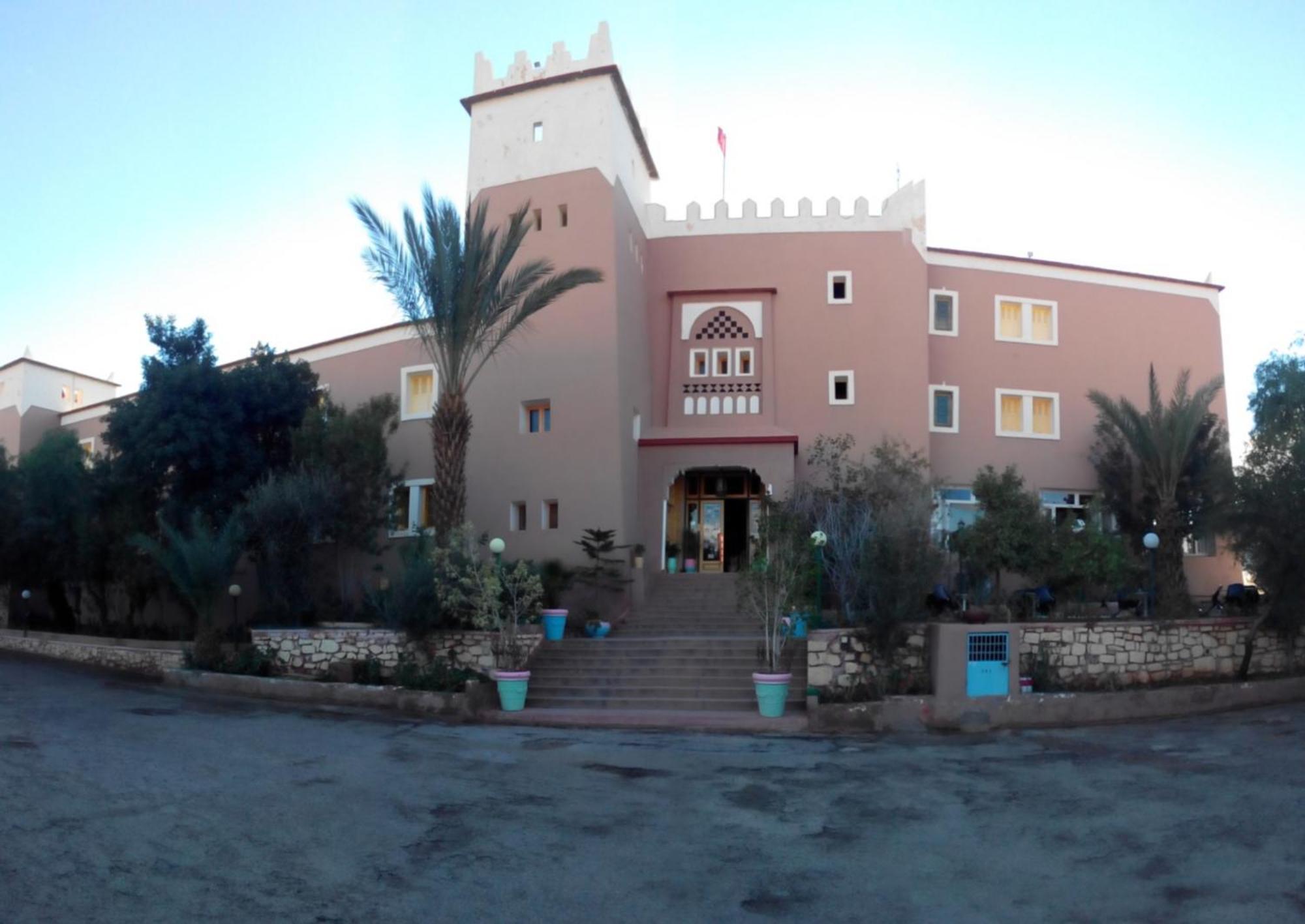 Hotel Les Amandiers Tafraout Eksteriør bilde
